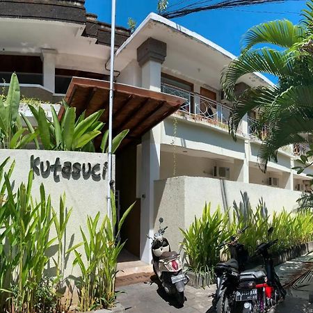 Kuta Suci Guesthouse Dış mekan fotoğraf