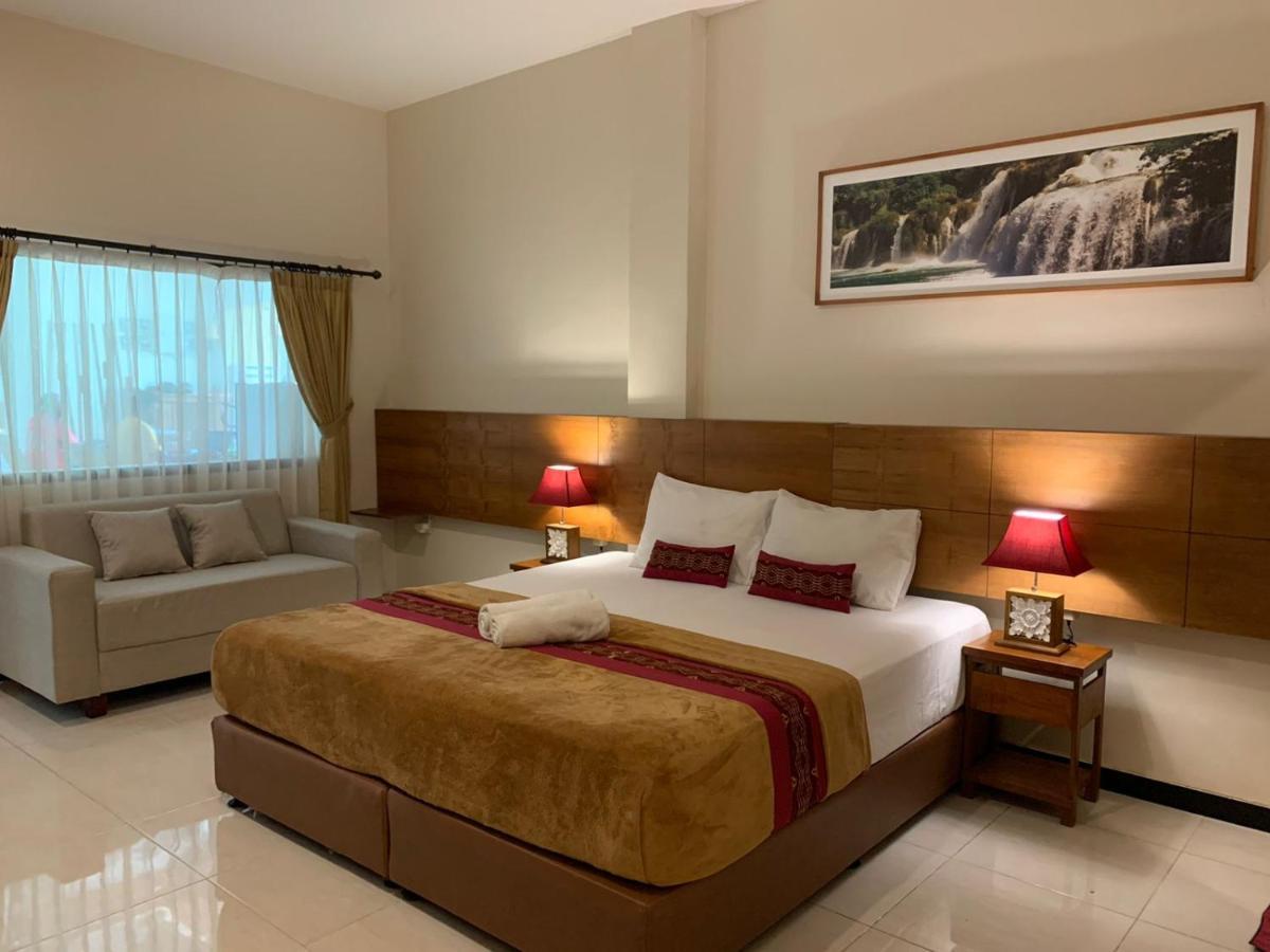 Kuta Suci Guesthouse Dış mekan fotoğraf